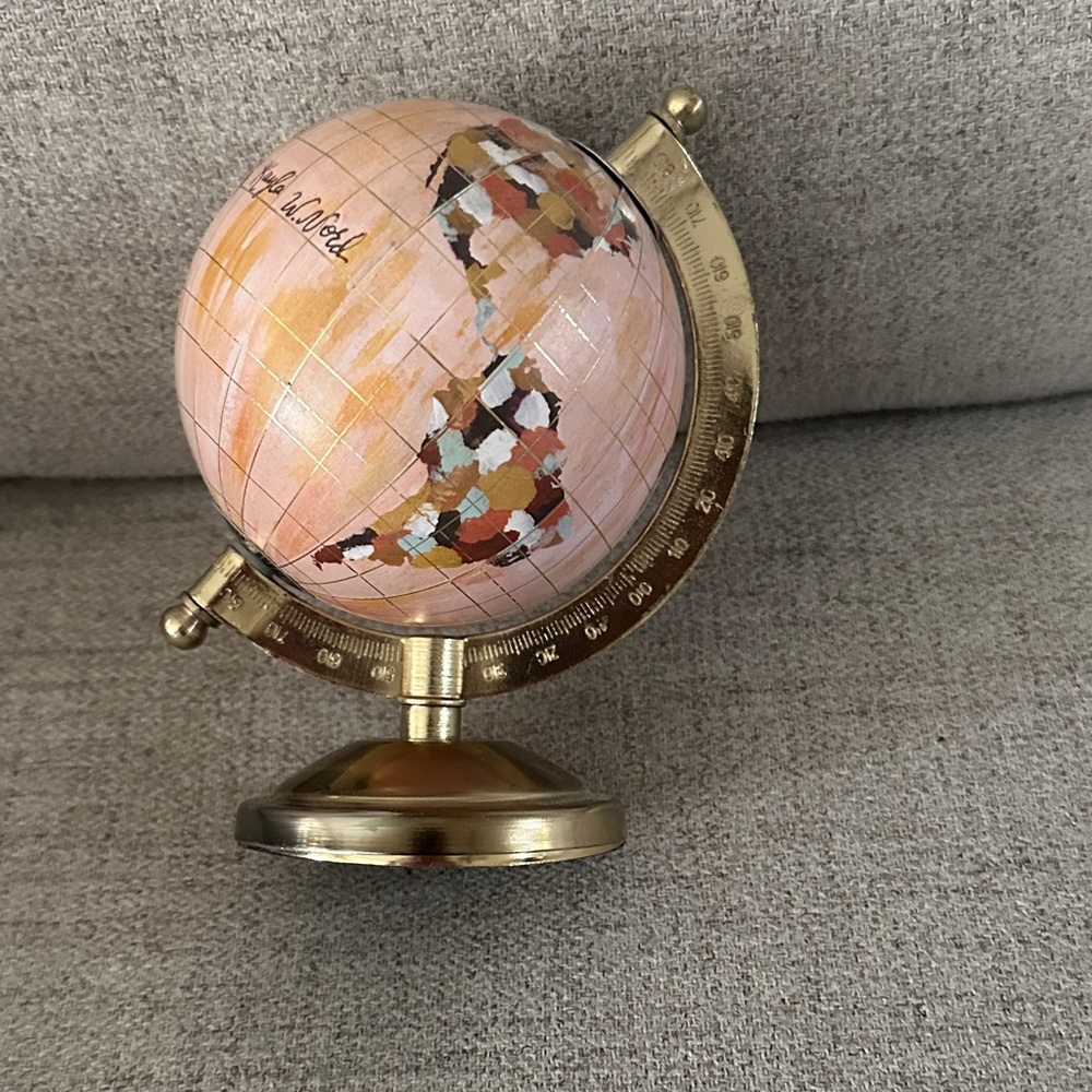 Euc Anthropologie Kayla W. Nord pink abstract mini globe 6in